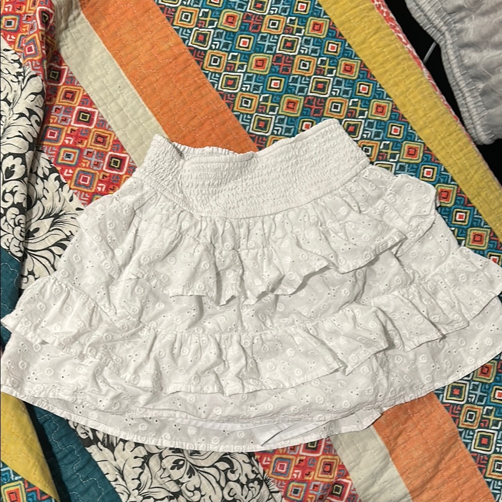 white high rise mini tiered ruffle skirt